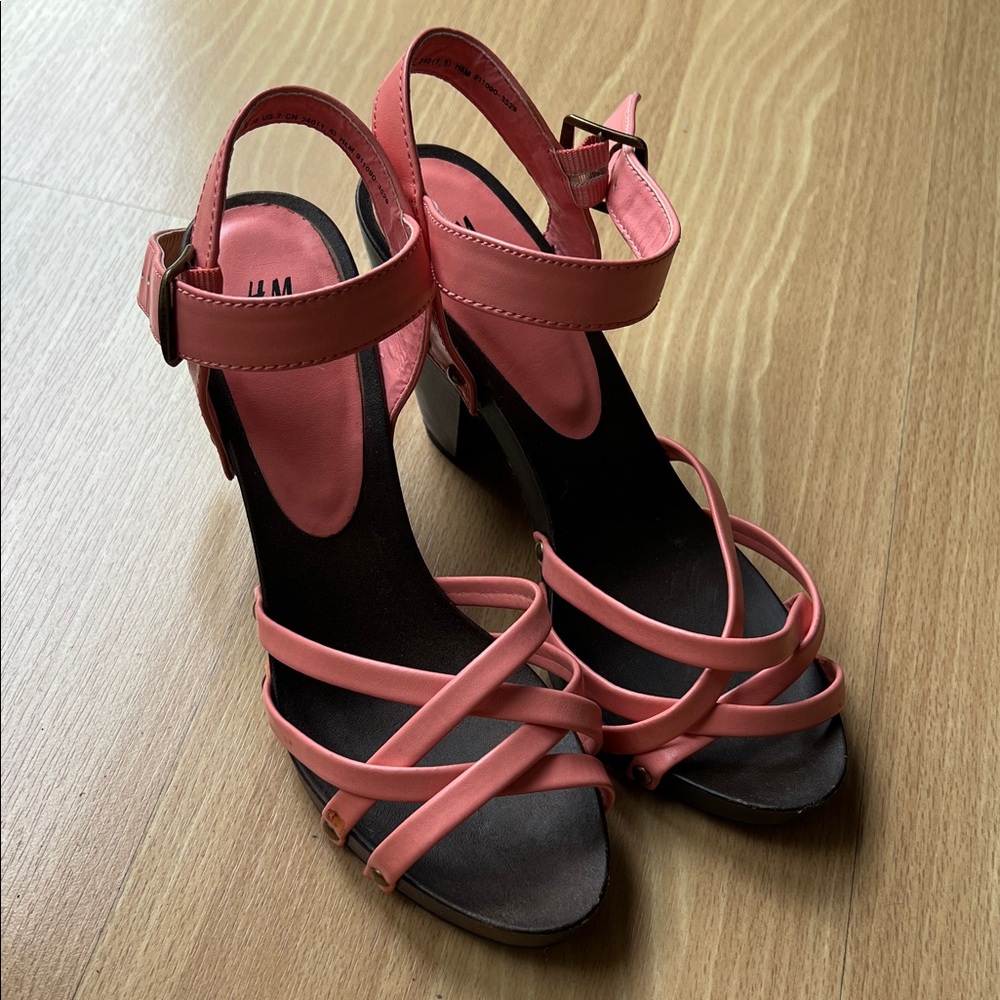 H&M Coral Strappy Heels Women’s Size 7